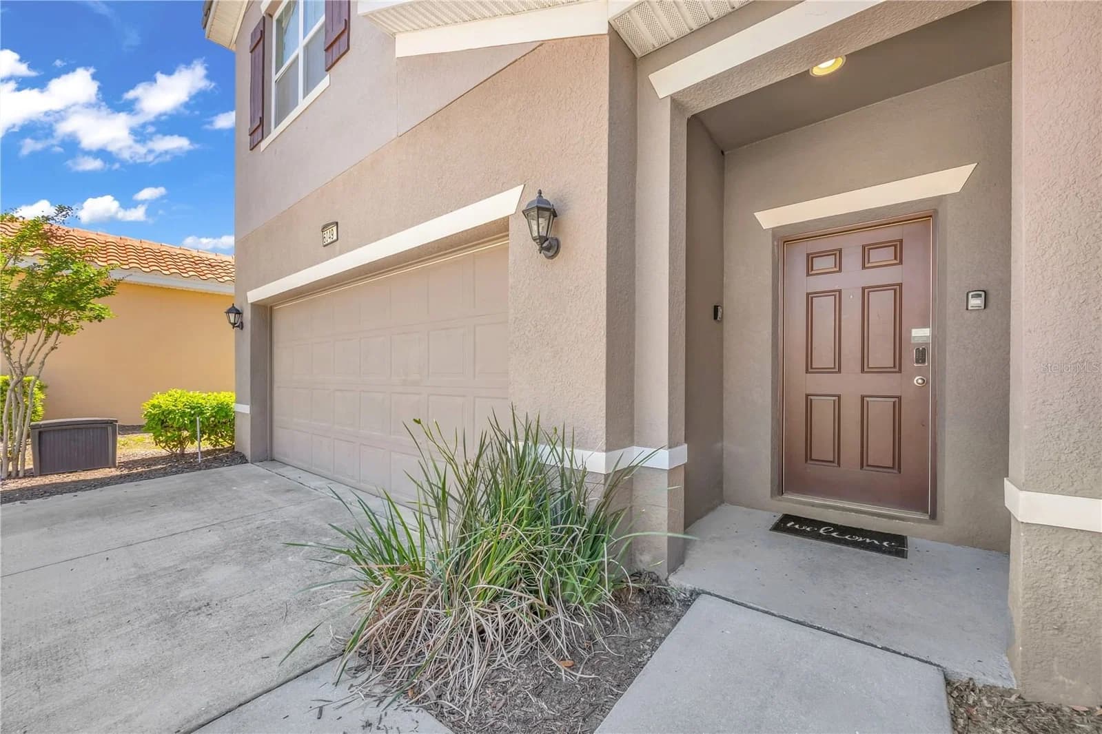 6049 BROAD OAK 2