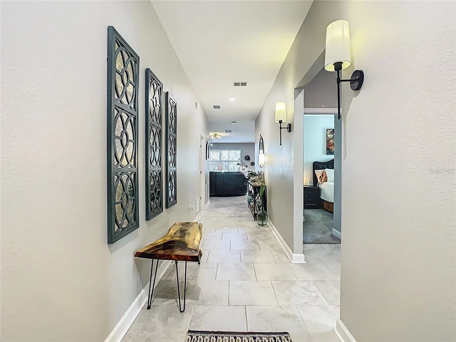 1055 OAK BLUFF 2
