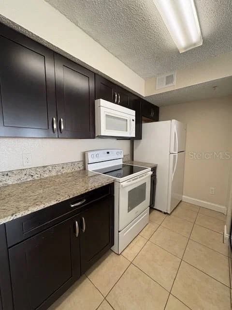 2210 GRAND CAYMAN 5