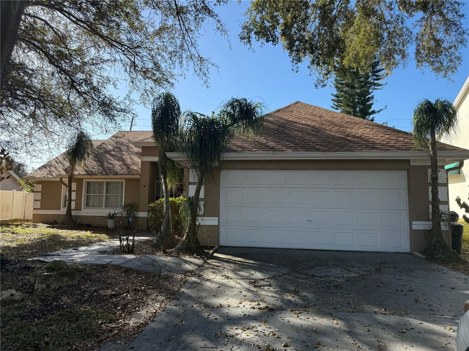 7736 ROLLINGRIDGE Court, Orlando, FL 32835 2