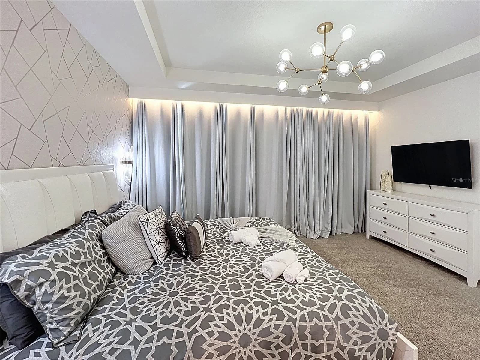 1800 TROPICAL PALMS 5