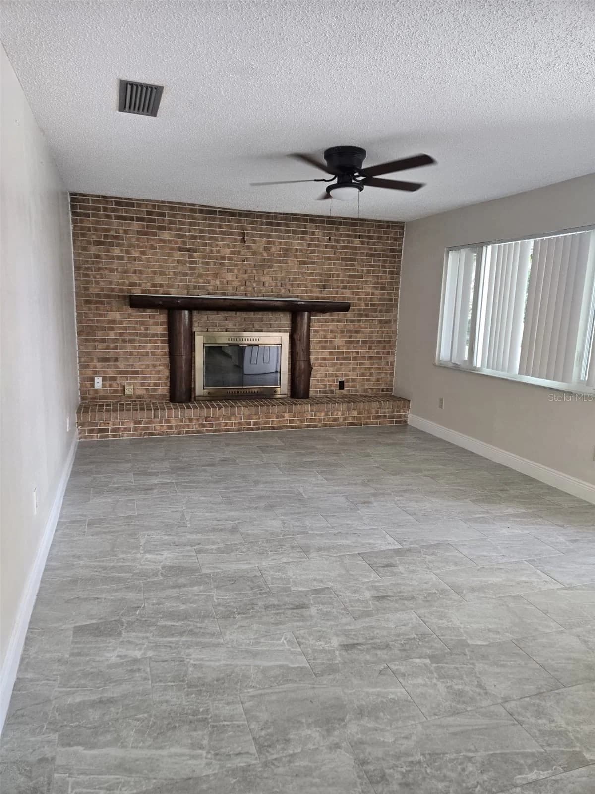 1420 SIMMONS 4