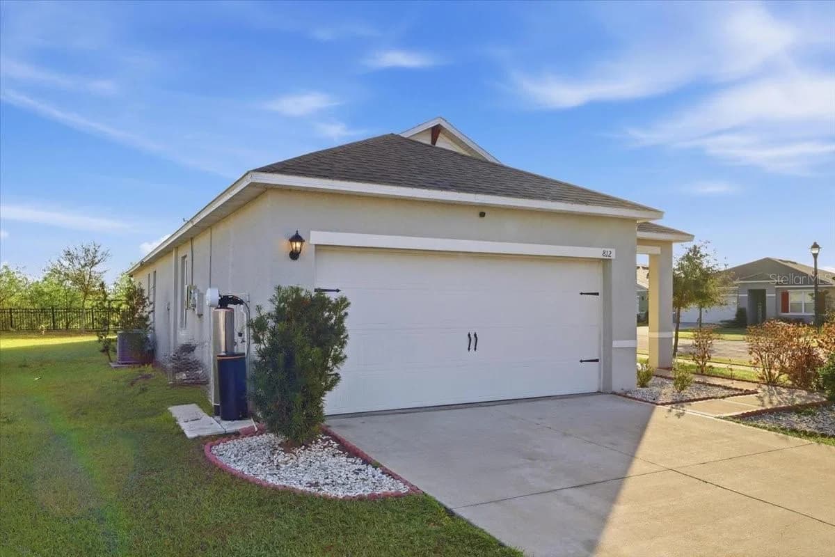 812 BROOKLET 3