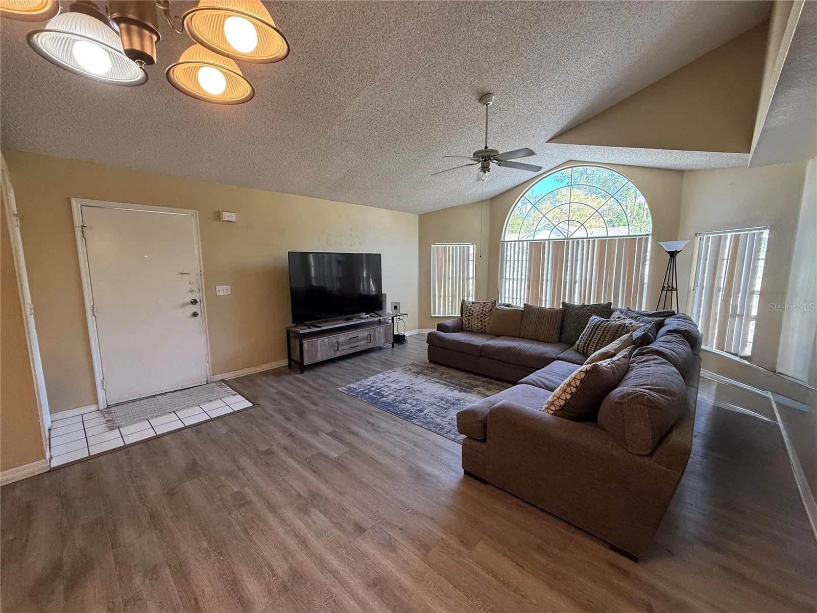 2006 ROYAL BAY, Kissimmee, FL 34746 3