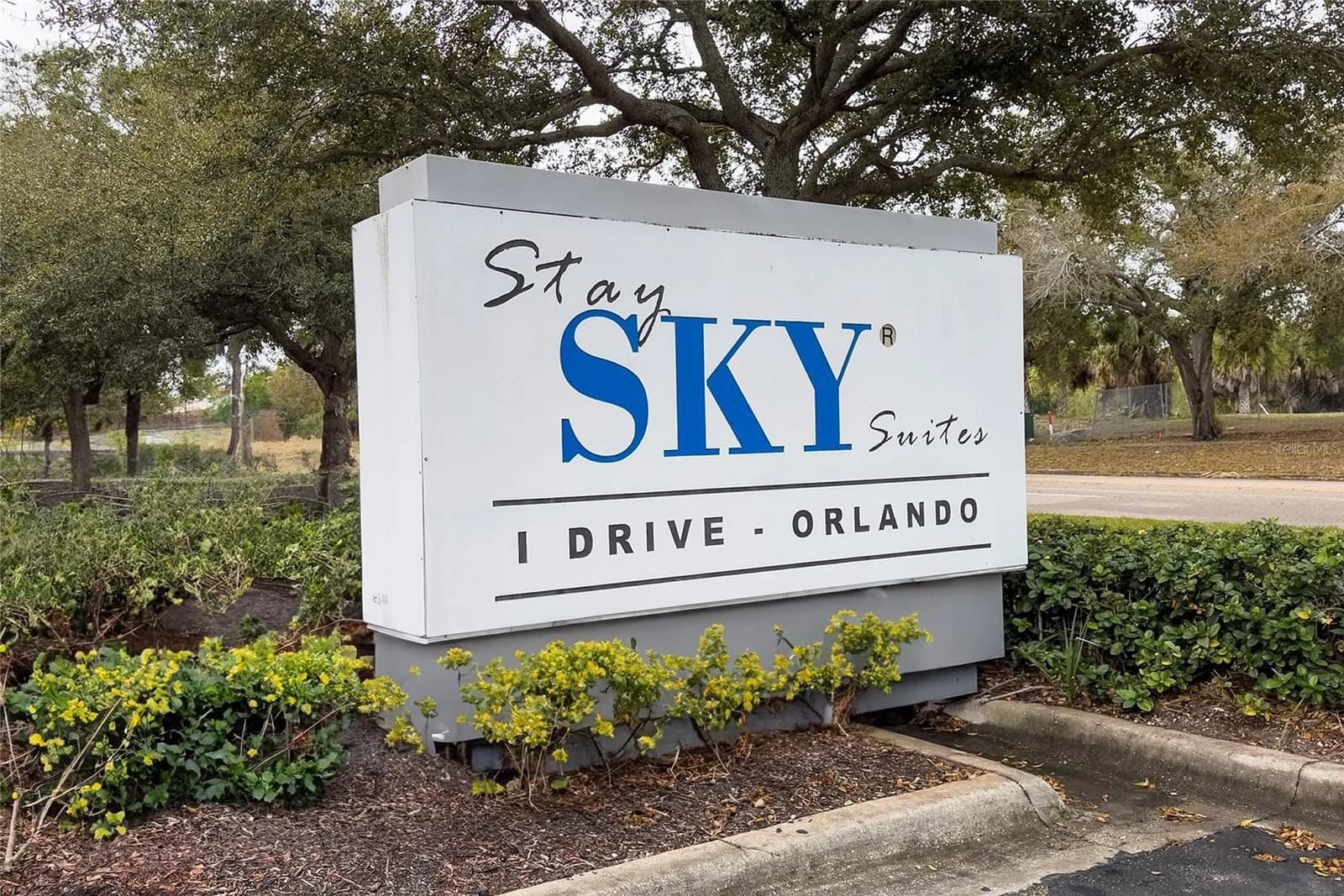 7601 CANADA Avenue #408, Orlando, FL 32819 3
