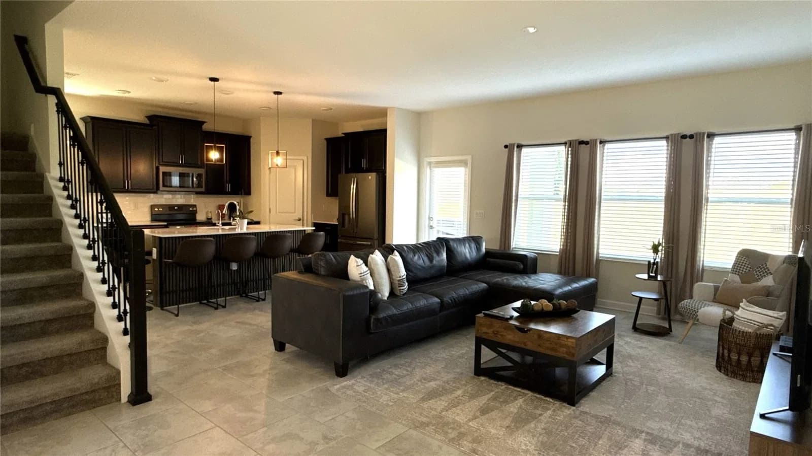 1055 BLACKWOLF RUN 3