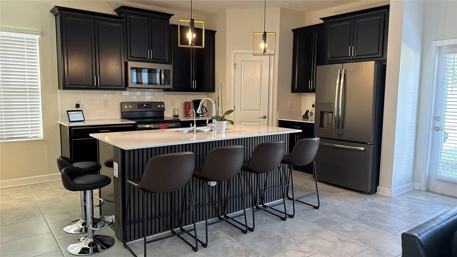 1055 BLACKWOLF RUN 5