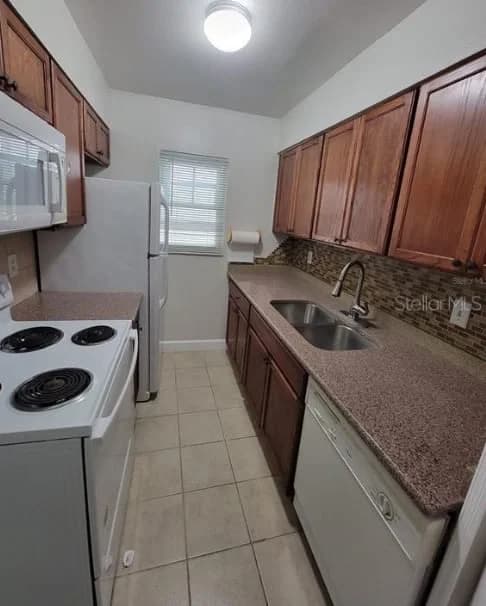 817 SKY LAKE Circle #A 5