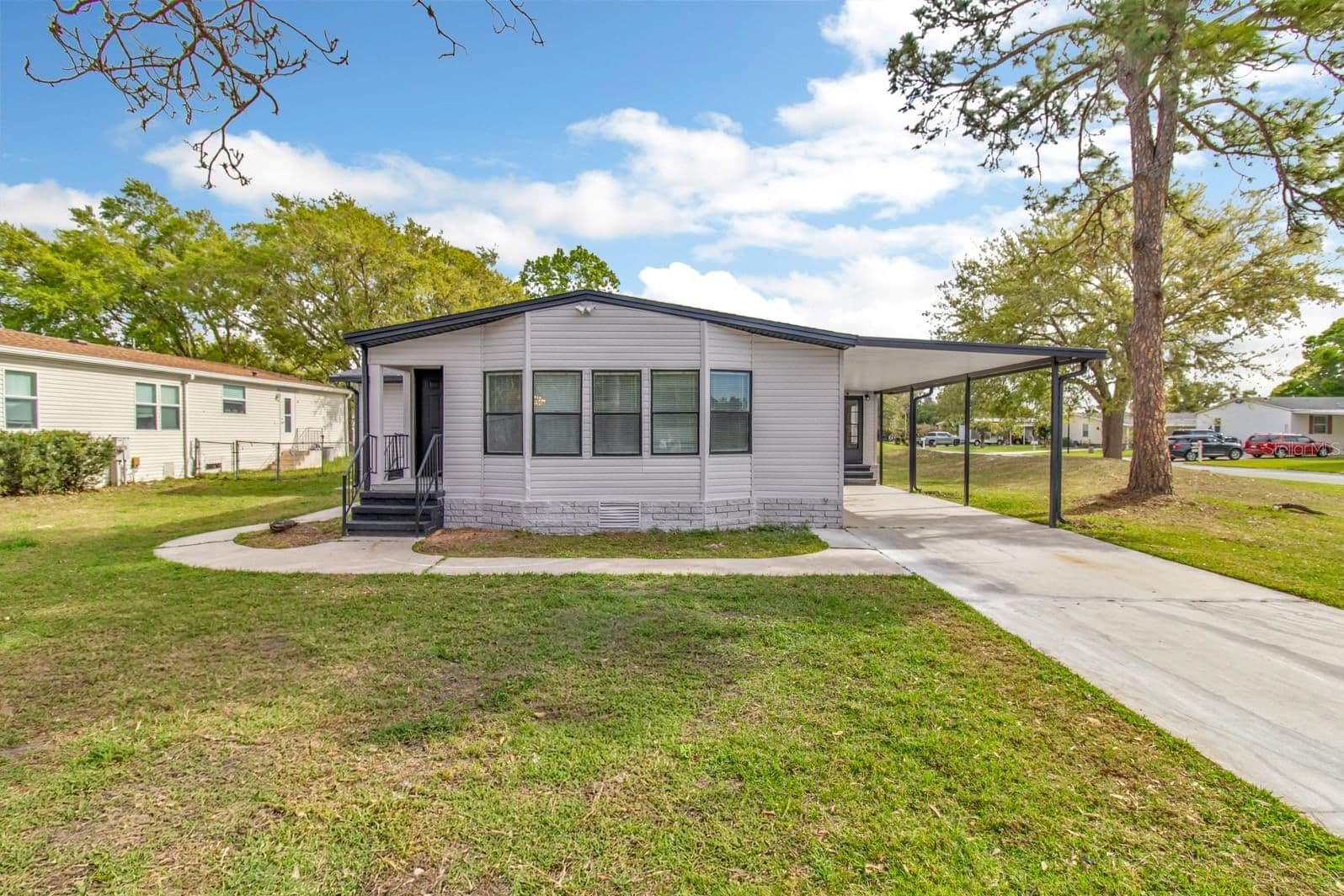 217 ELLSWORTH, Kissimmee, FL 34758 2