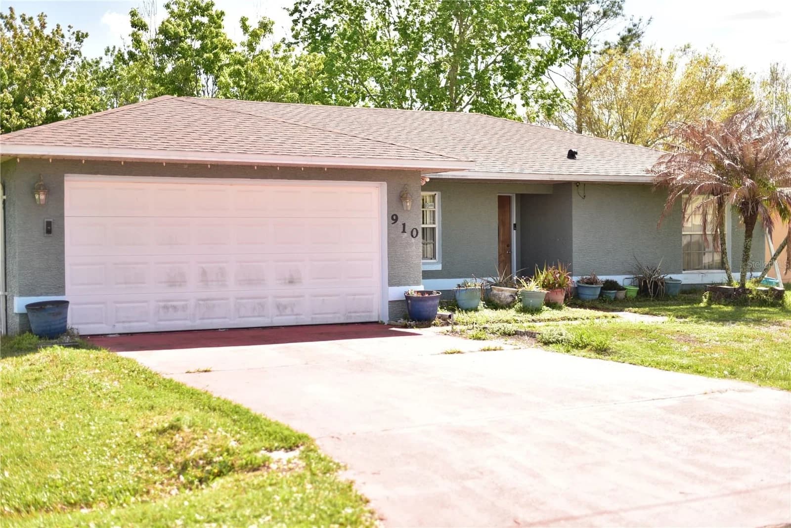 910 LOUVRE, Kissimmee, FL 34759