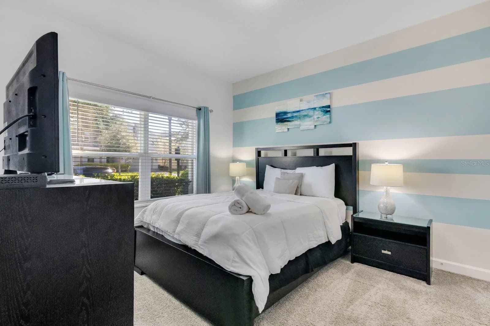 680 PEBBLE BEACH 4
