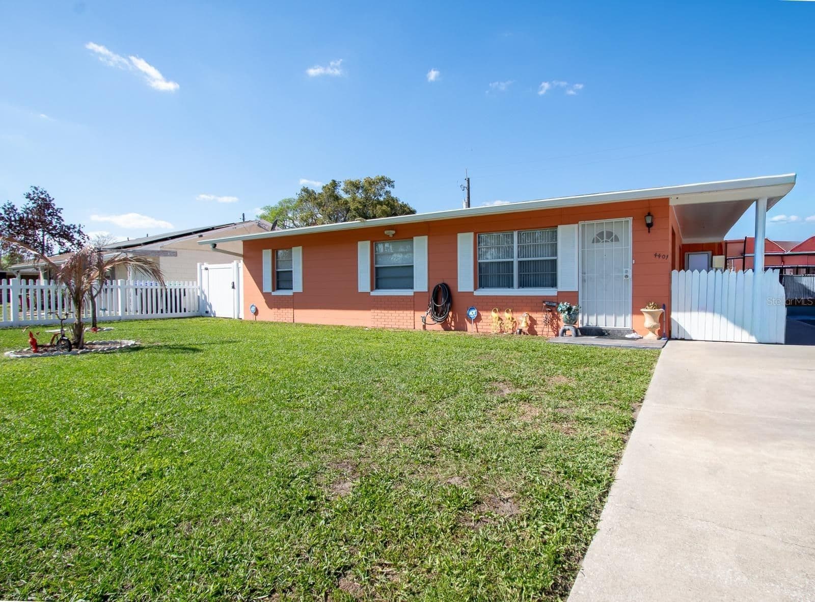 4401 EDGEBROOK 5