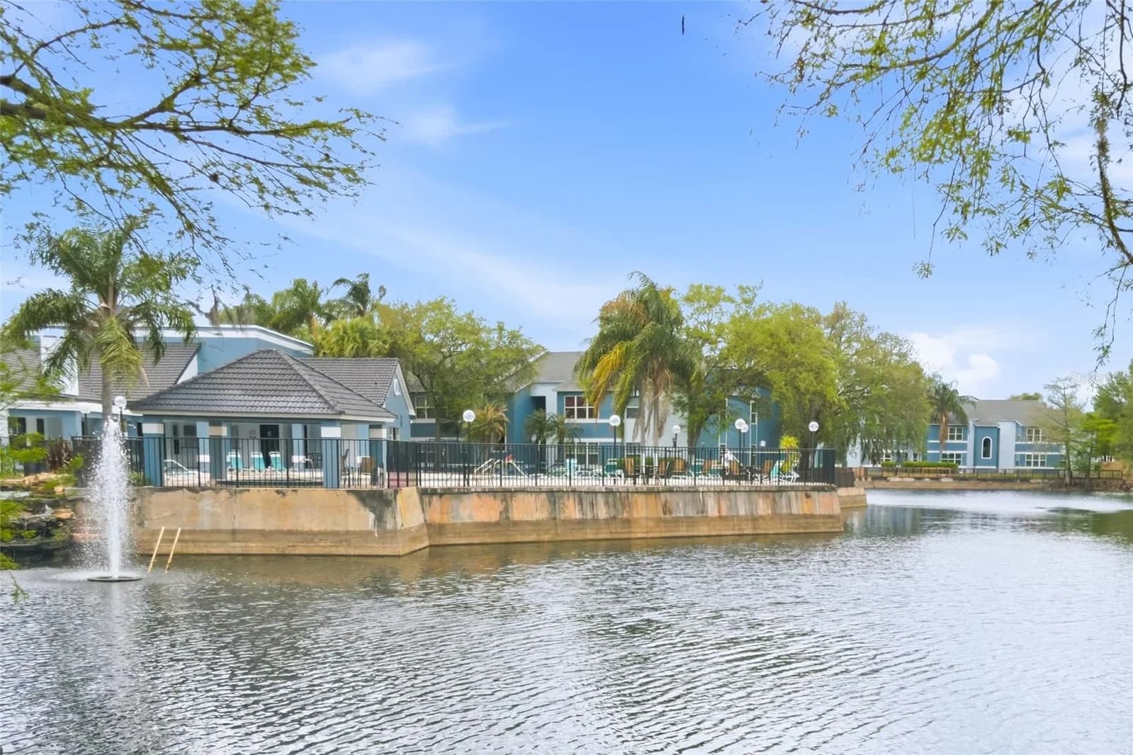 4532 COMMANDER Drive #2132, Orlando, FL 32822 3