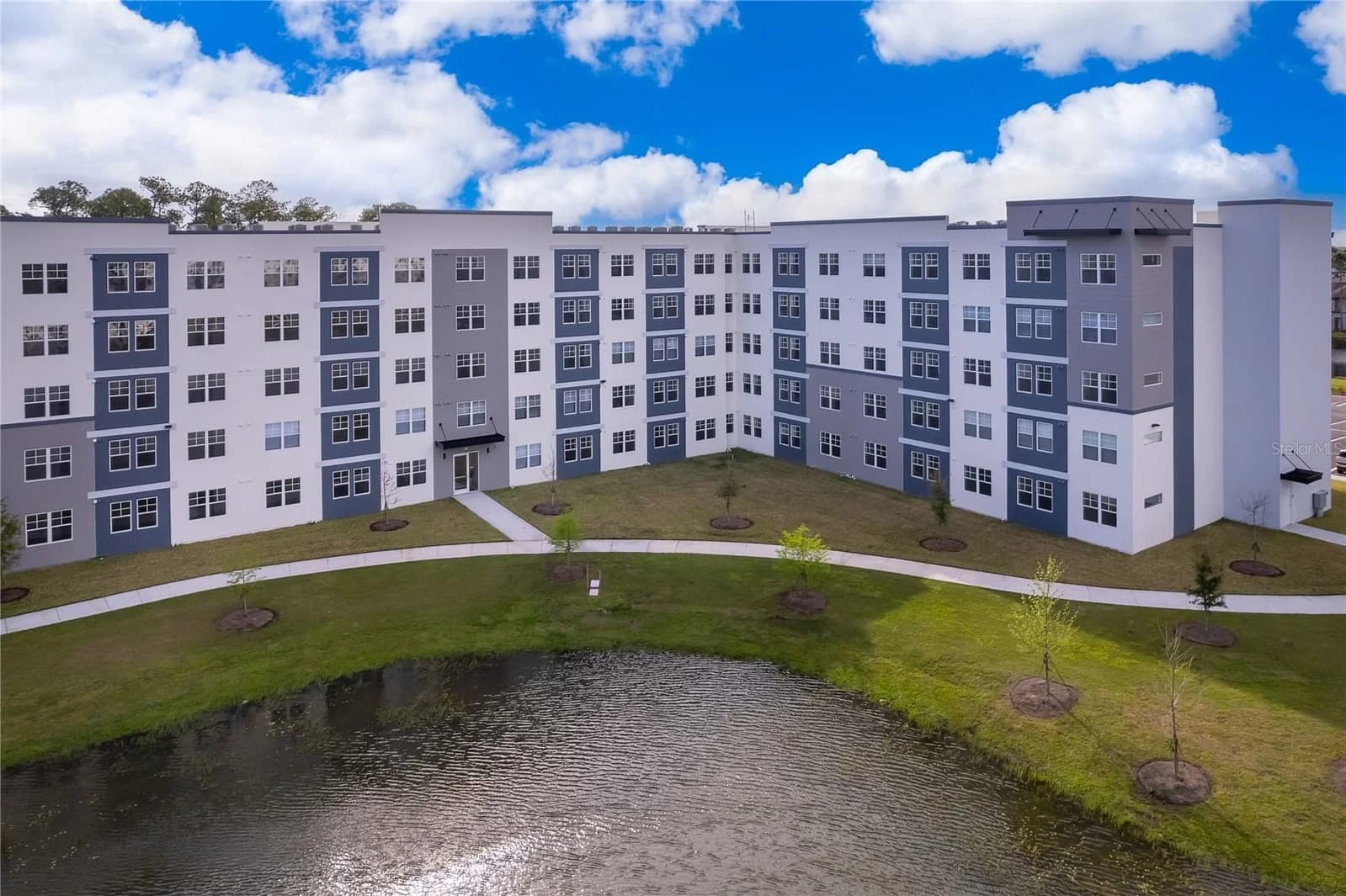 5587 MILLENIA PARK BLVD #113, Orlando, FL 32839 2