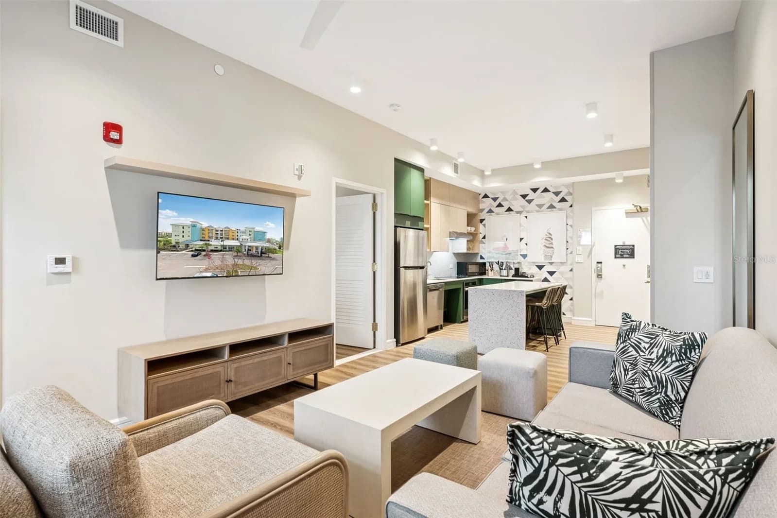 3151 SUNSET WALK 4