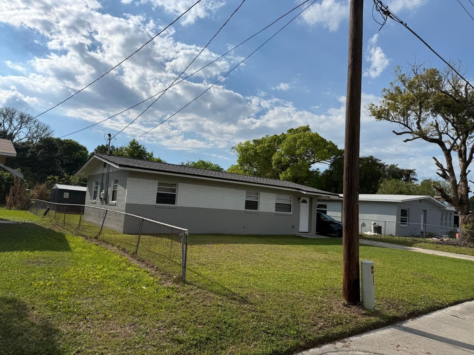 342 CAMPUS VIEW Drive 4