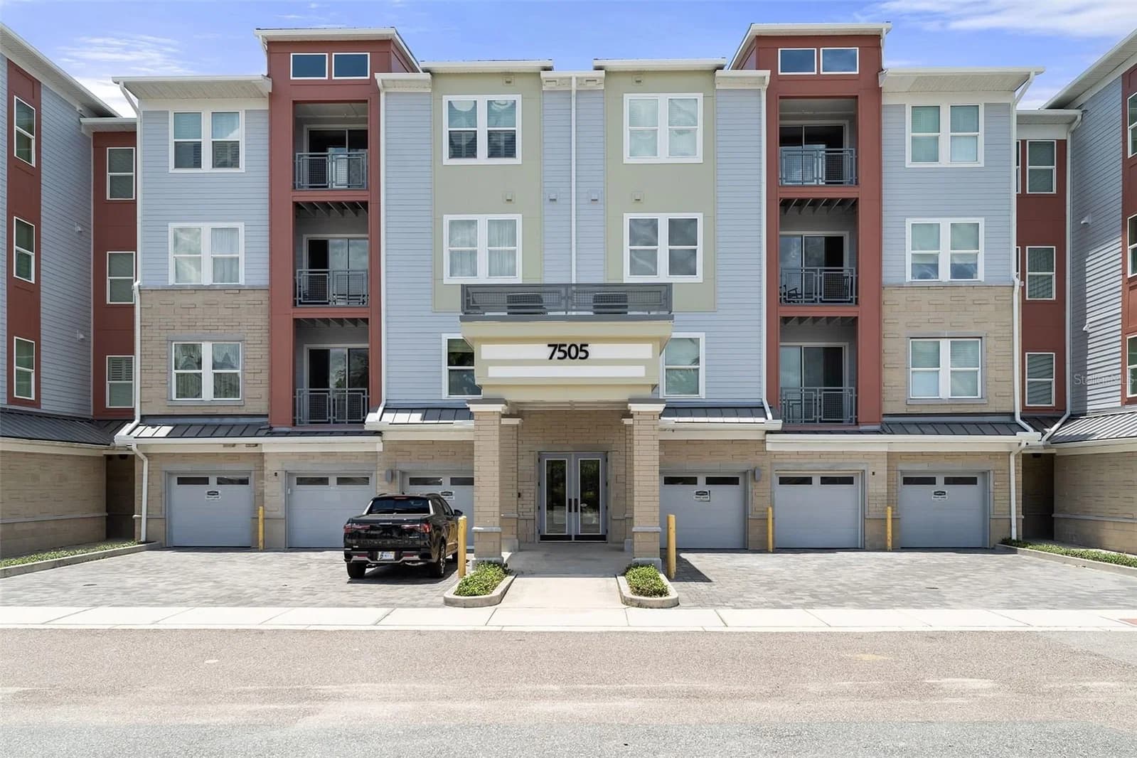 7505 LAUREATE BLVD, Orlando, FL 32827
