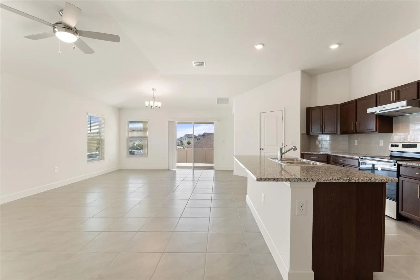 9239 WESTSIDE HILLS DR 3