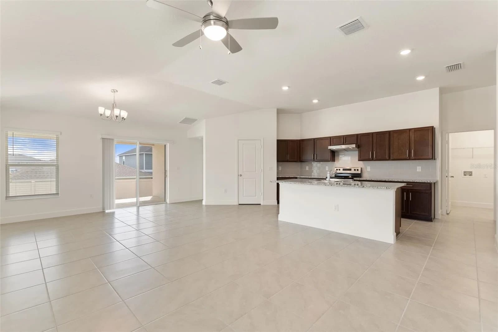 9239 WESTSIDE HILLS DR 4