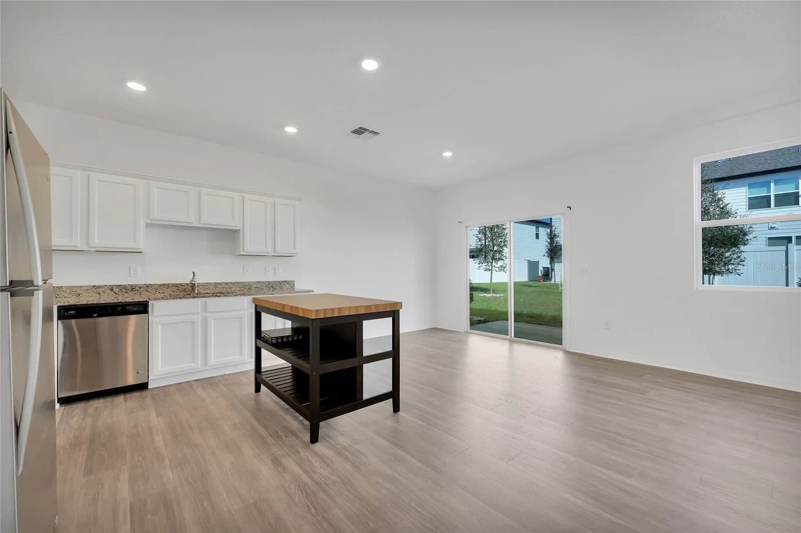 840 GRANDIN 5
