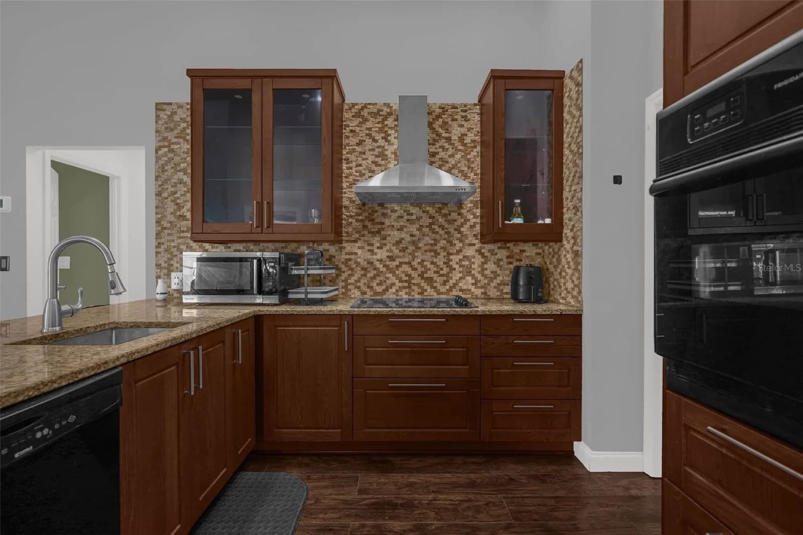 149 IMPERIAL OAK 5