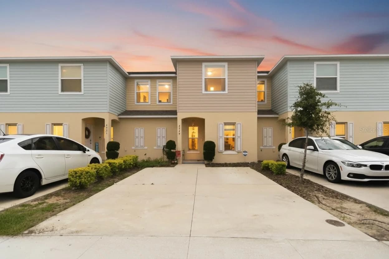 4729 CORAL CASTLE, Kissimmee, FL 34746