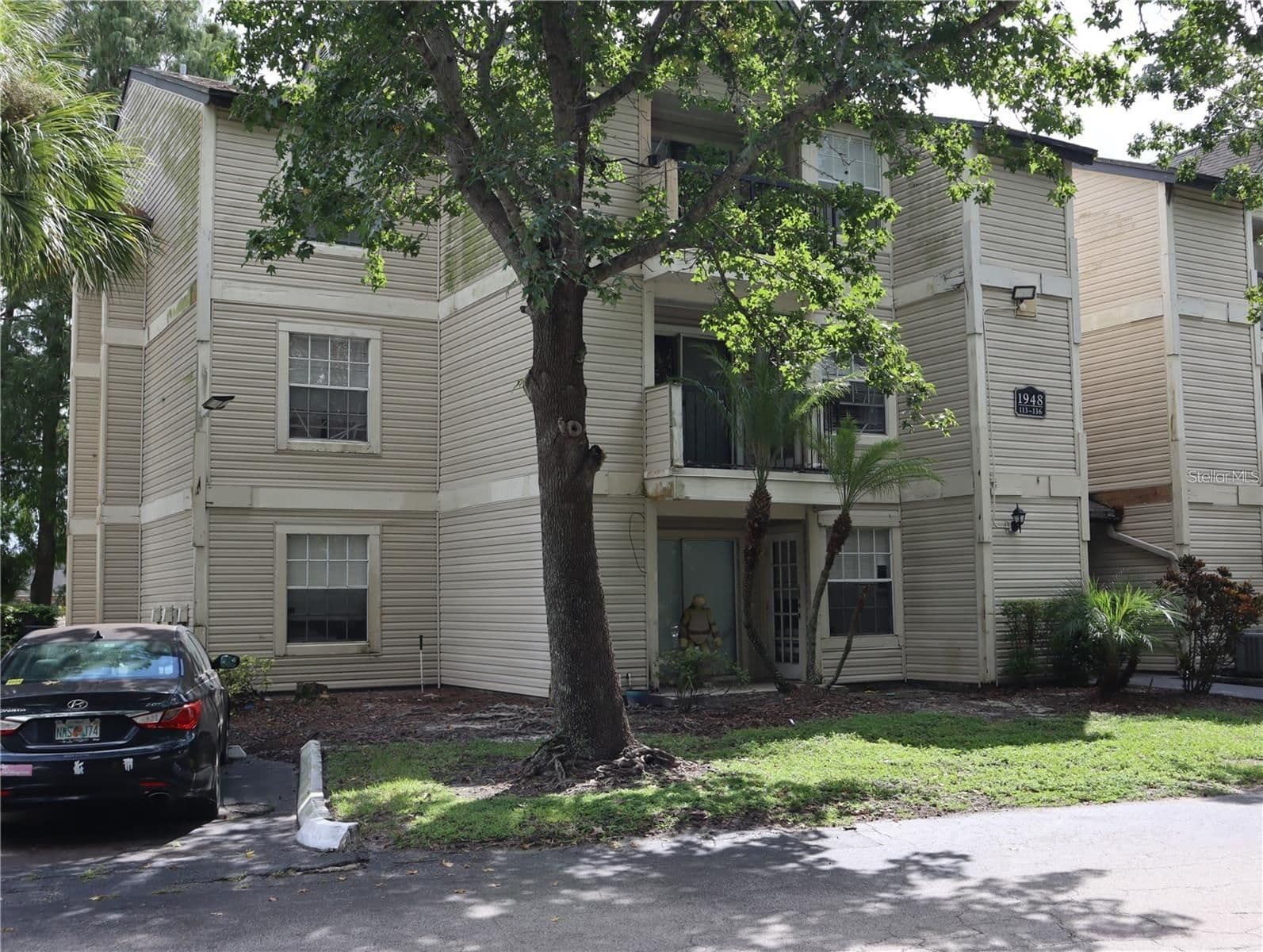 1948 LAKE ATRIUMS Circle #118, Orlando, FL 32839 2