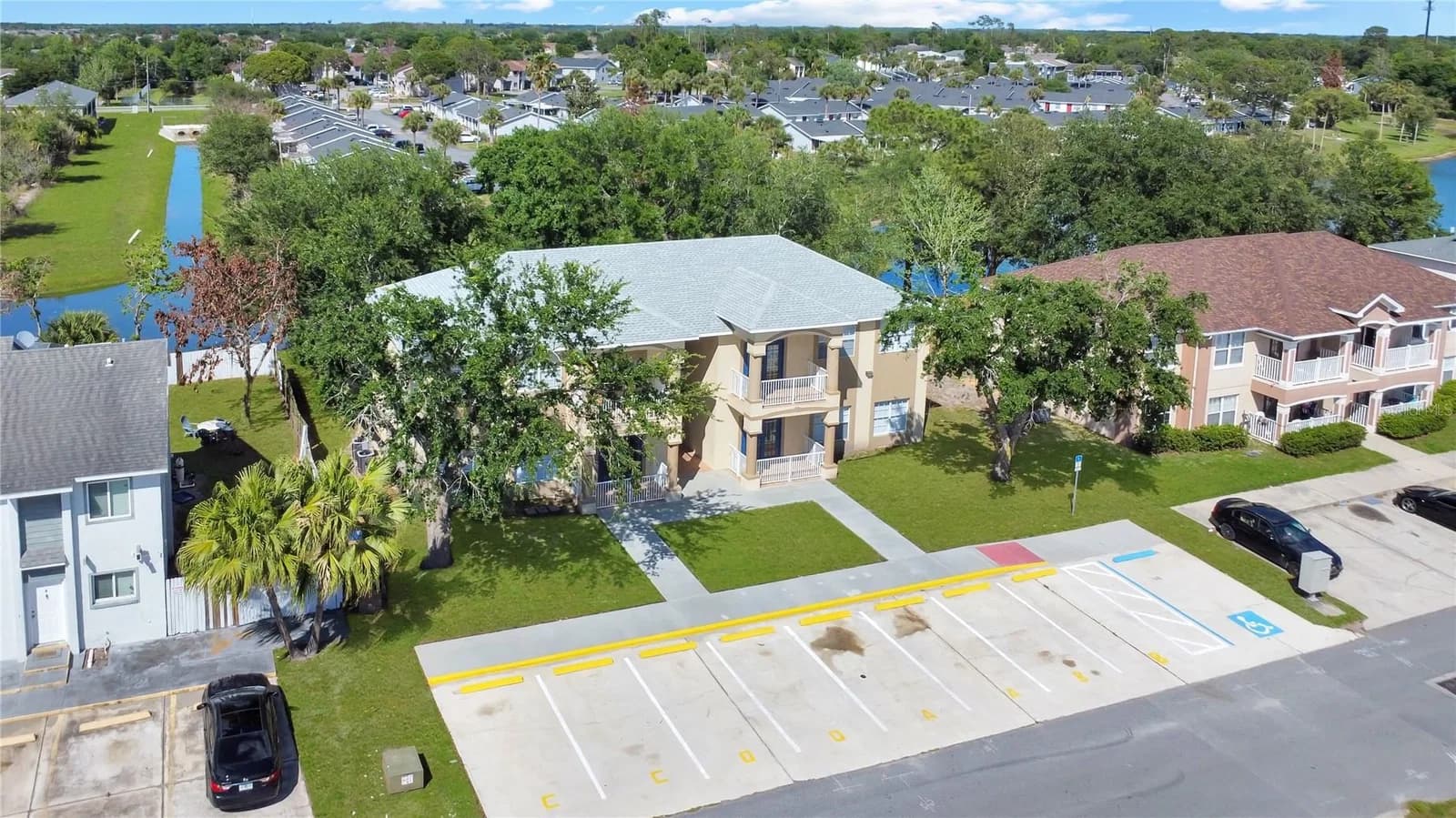206 MAJORS, Kissimmee, FL 34743 3