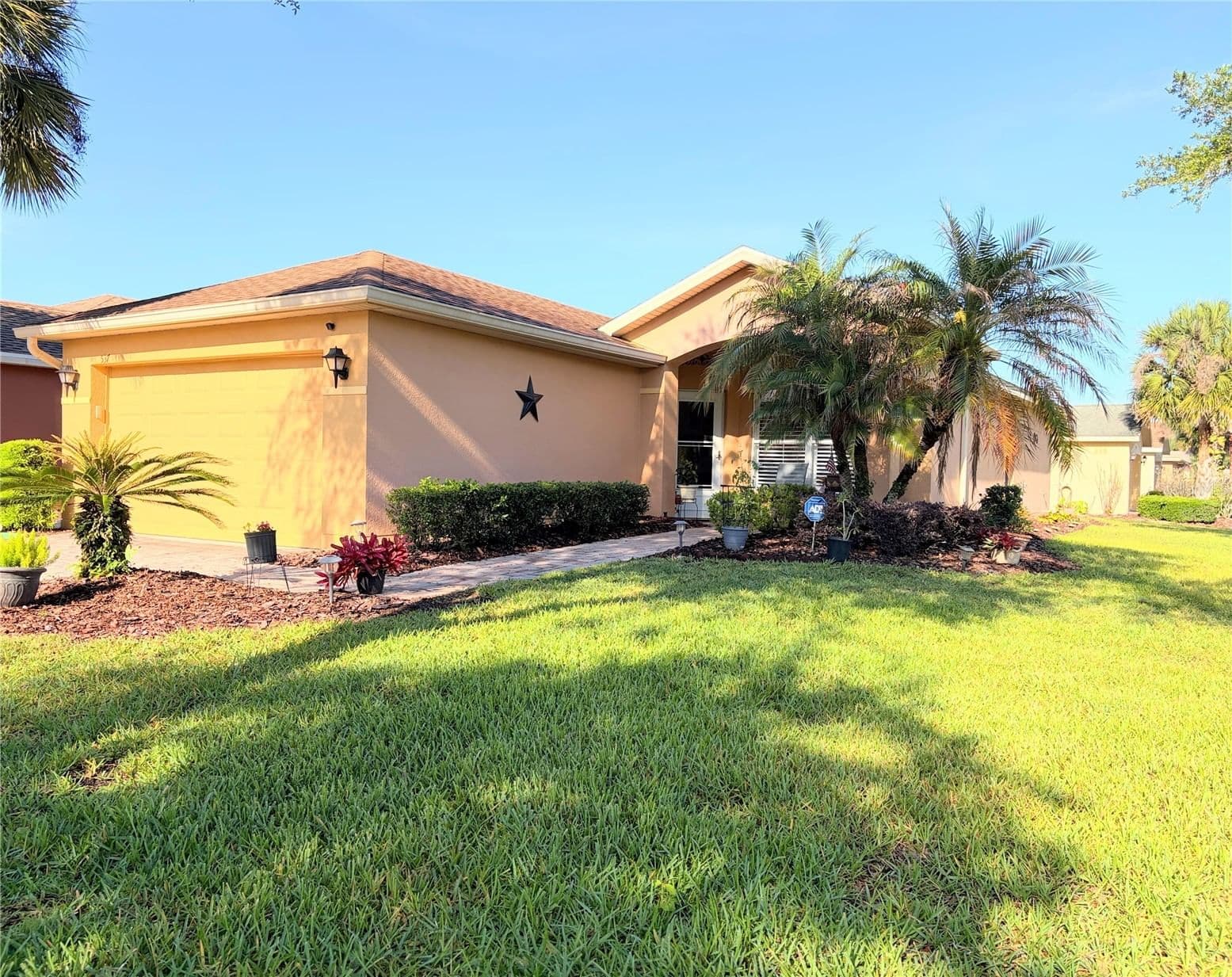 537 GRAND CANAL, Poinciana, FL 34759