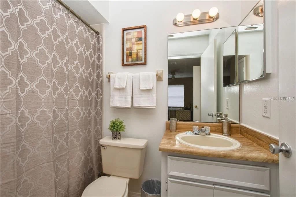 4160 PERSHING POINTE Place #1 4