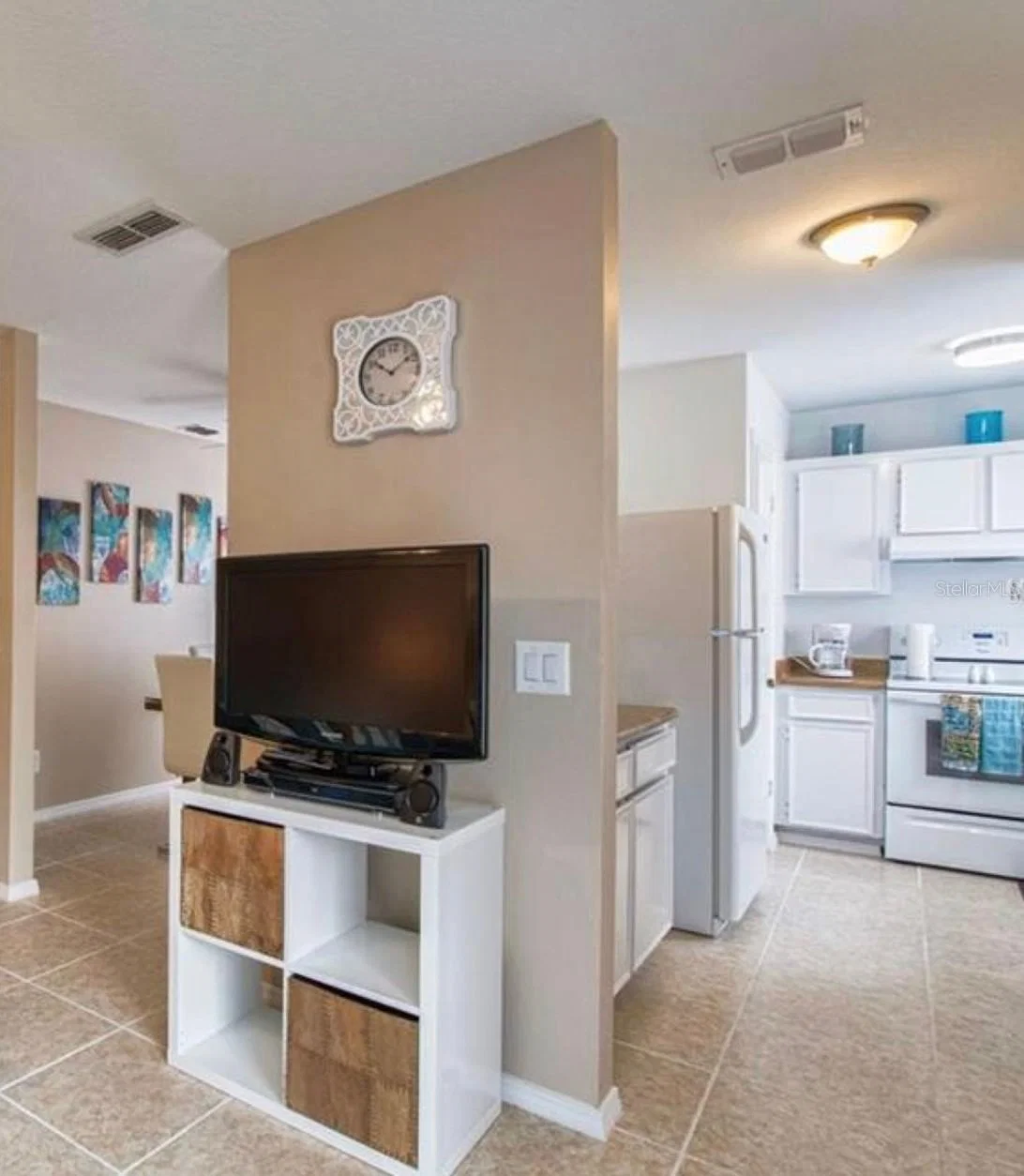 4160 PERSHING POINTE Place #1 5