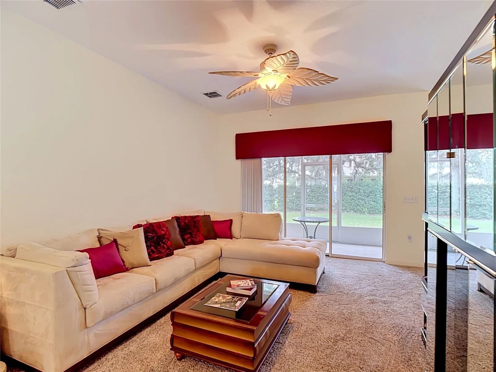 107 VERONA DR 4