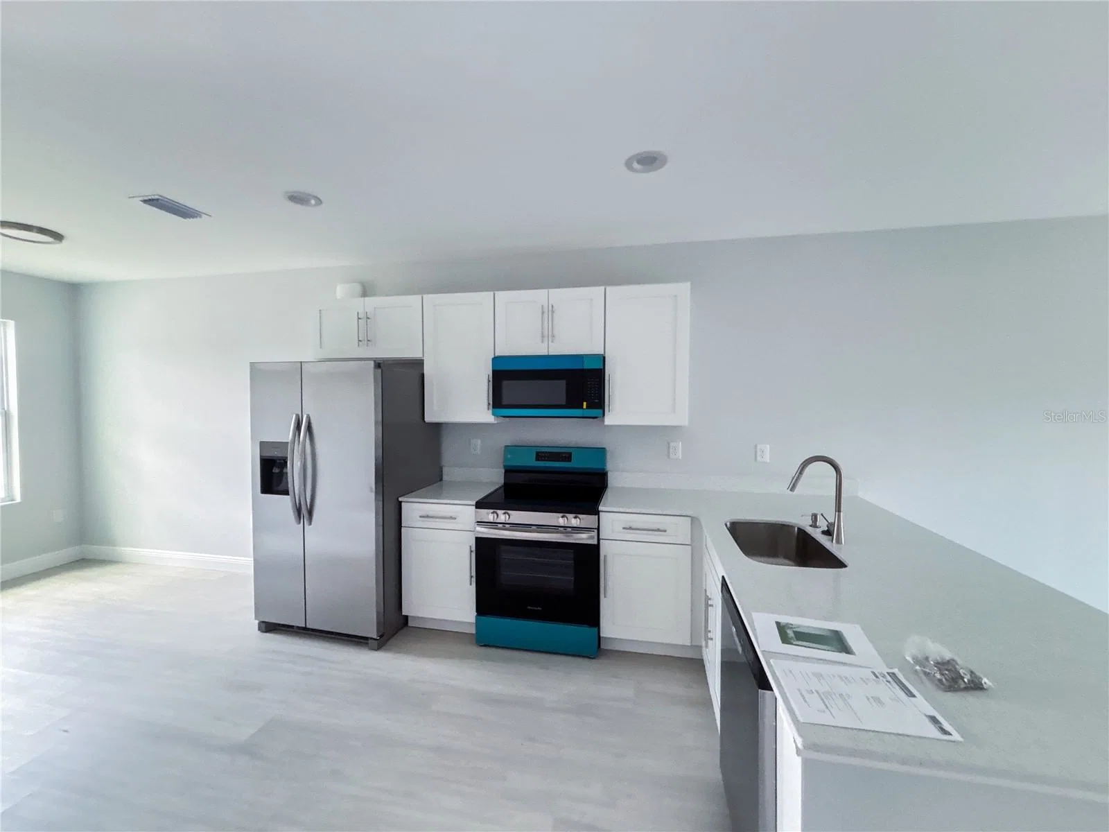 21 TROUT, Kissimmee, FL 34759 3