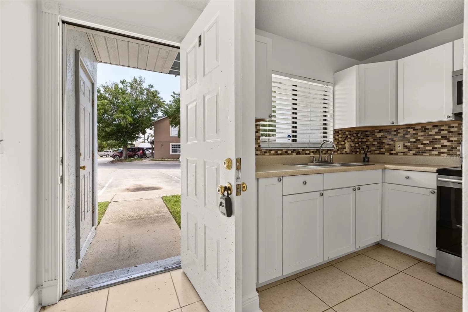 111 MICHELLE, Kissimmee, FL 34743 2