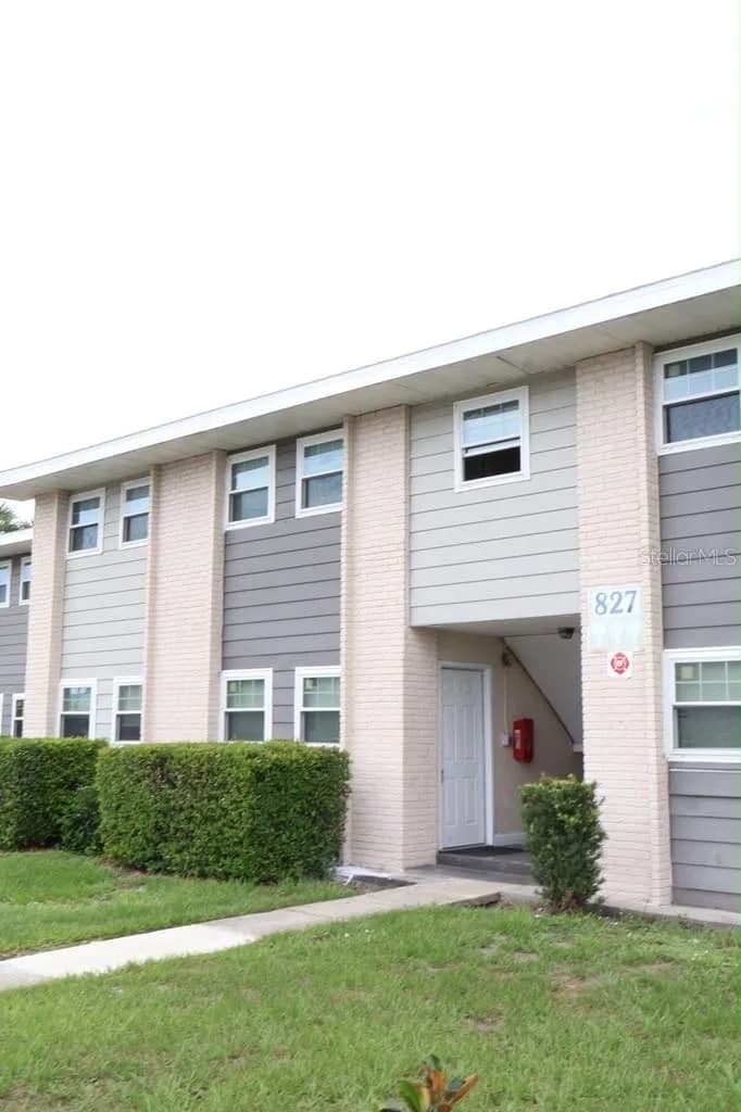 827 SKY LAKE, Orlando, FL 32809 2