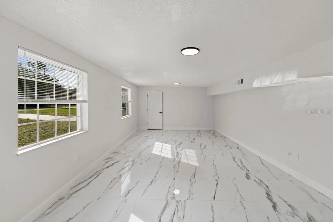1602 TANNER Road 4