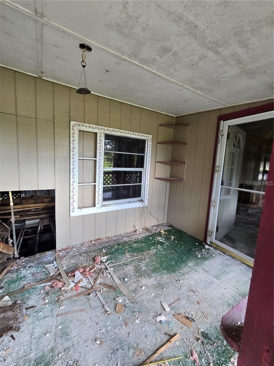17208 MERCURY Road 5