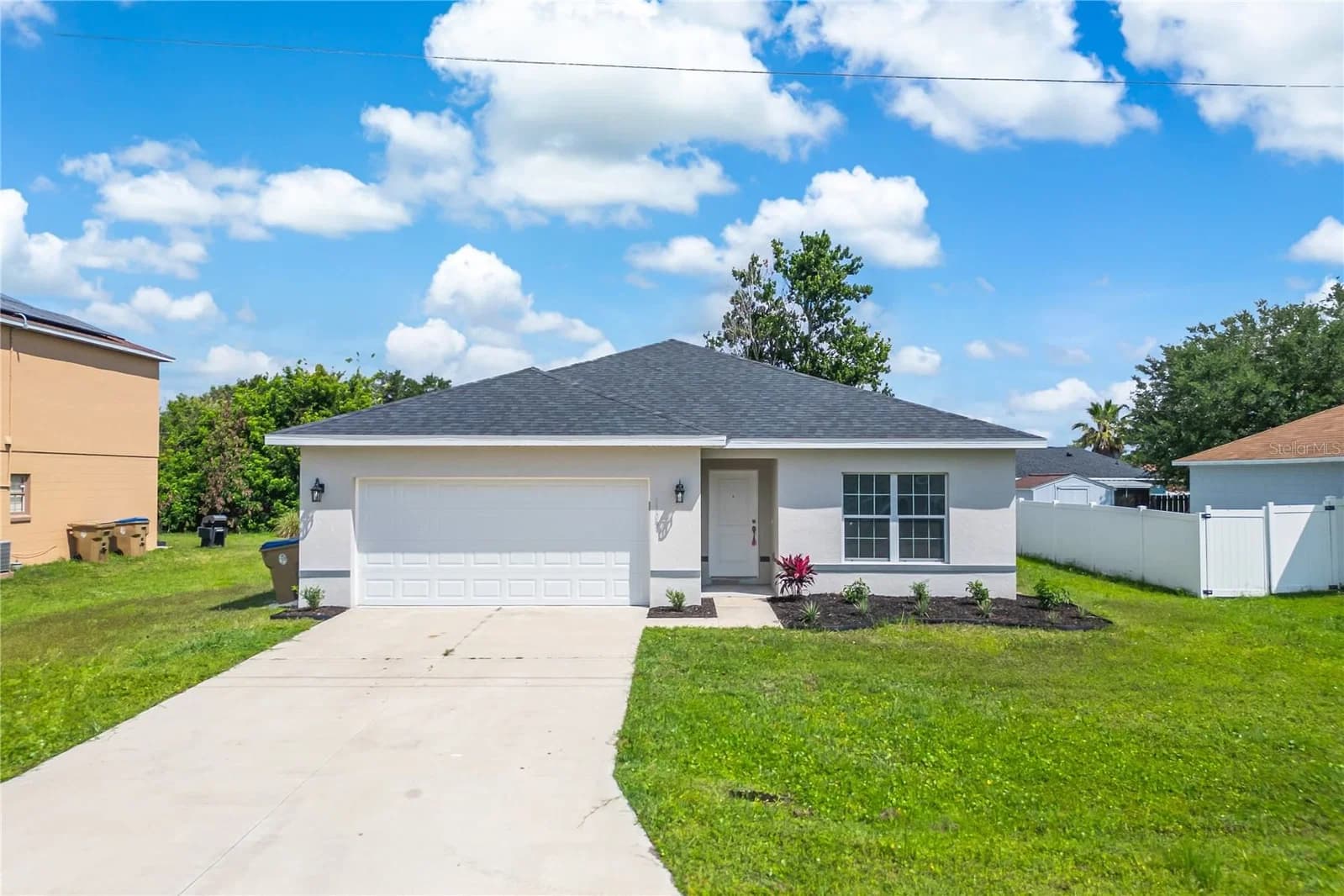 1109 MUNSTER, Kissimmee, FL 34759