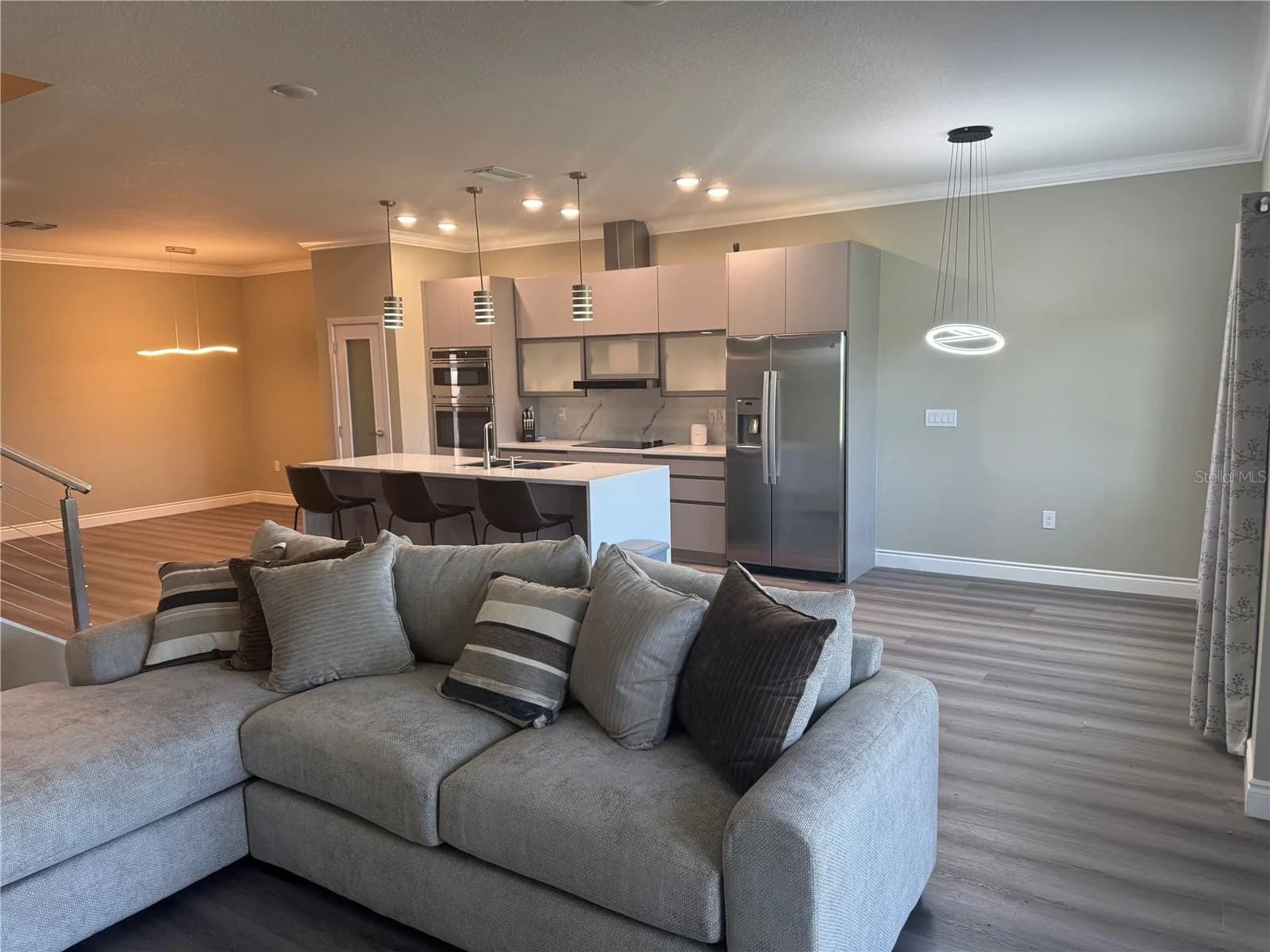 2037 GREENBRIAR 2