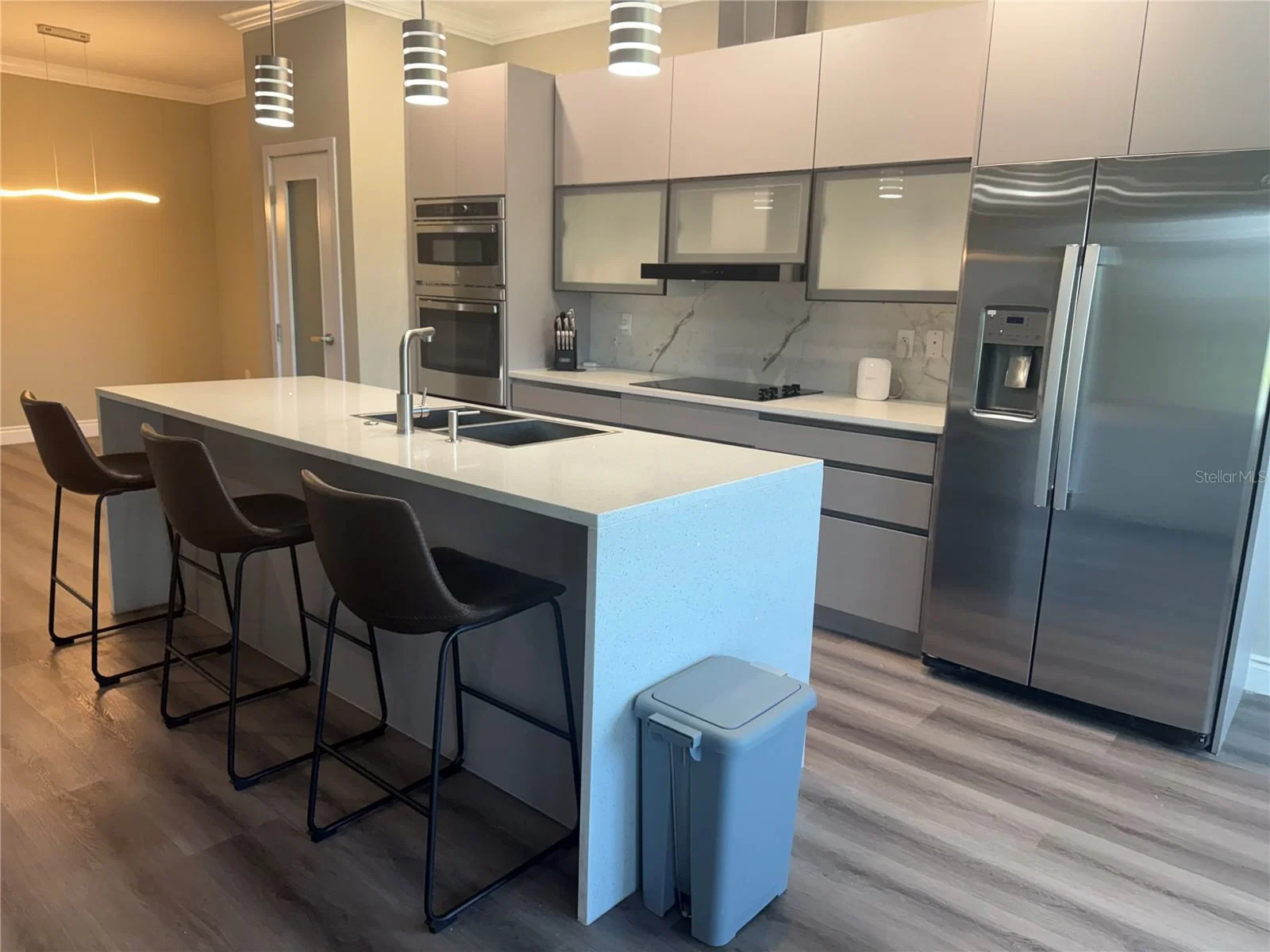 2037 GREENBRIAR 3