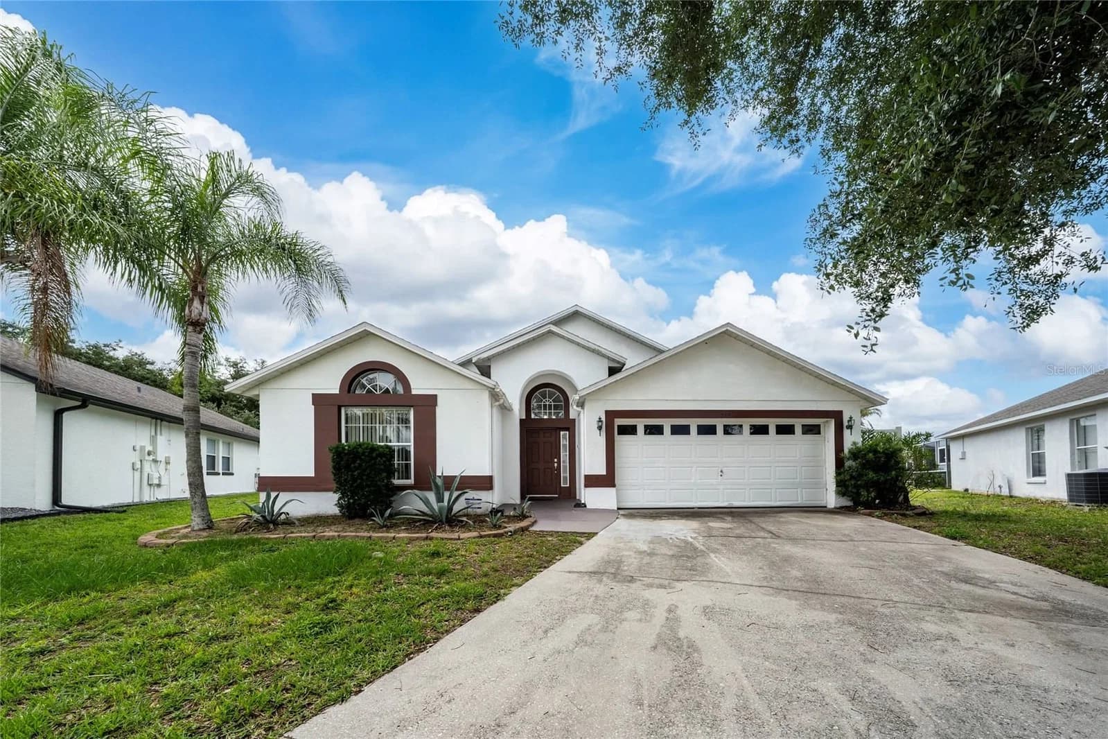 232 LAKE SHORE, Davenport, FL 33896