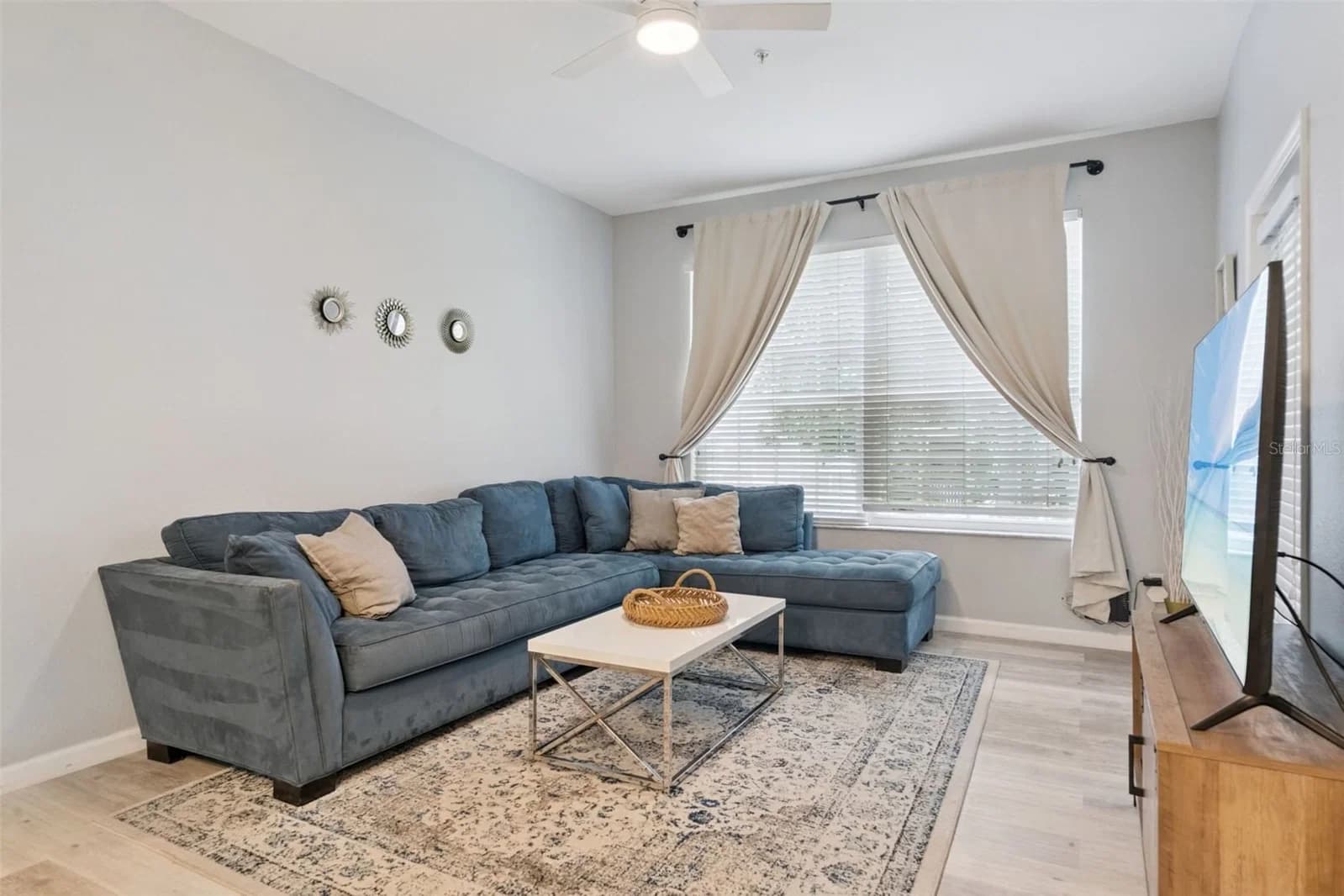 8107 COCONUT PALM WAY 5