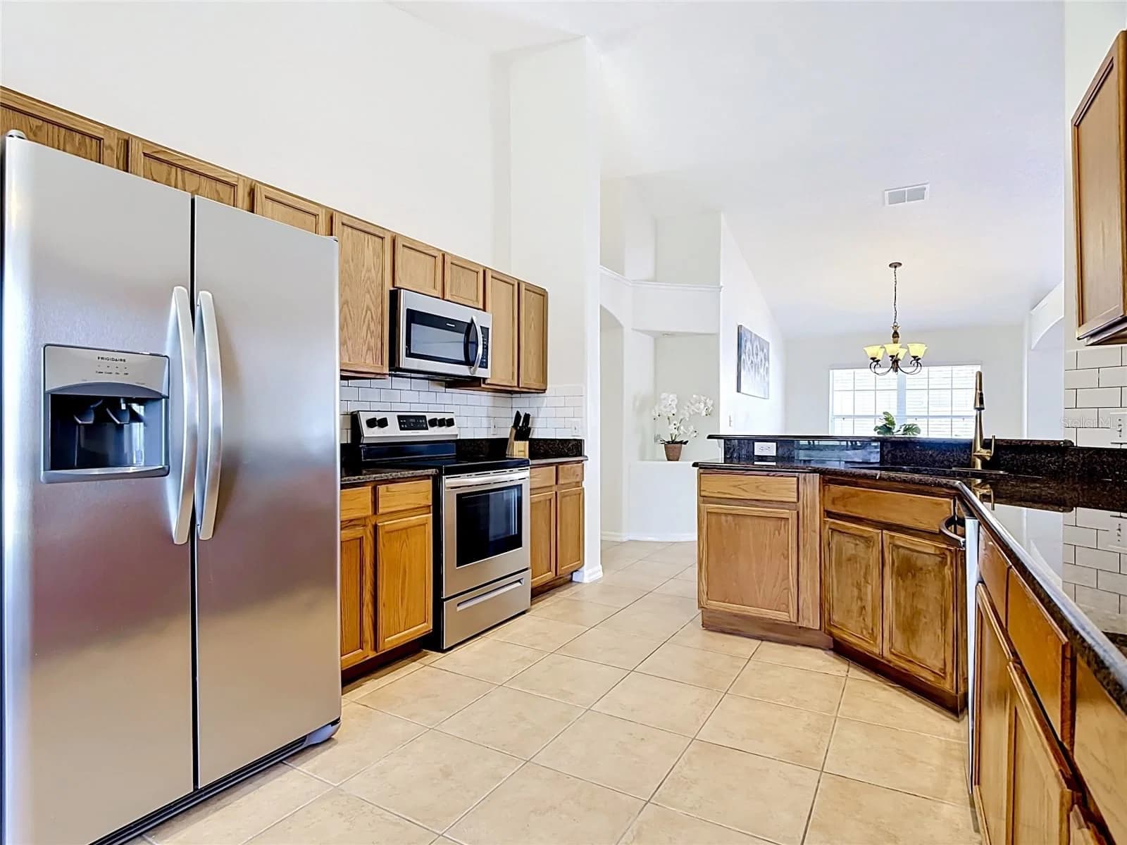 7949 GOLDEN POND CIR 4