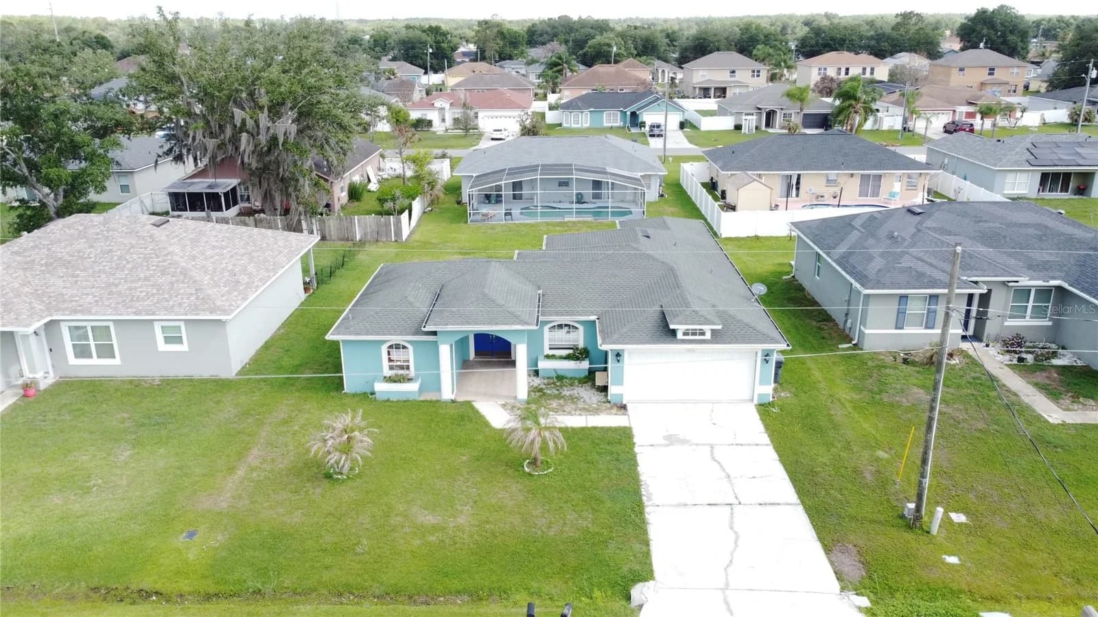 413 FLAMINGO CT 3