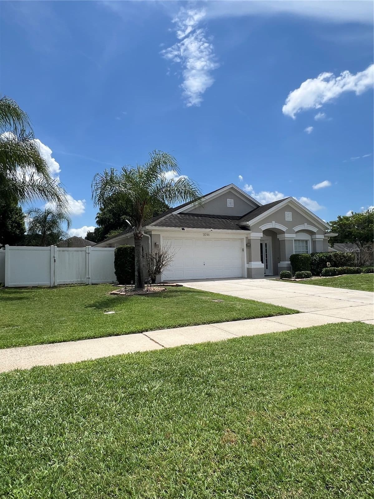 3244 HERONS POINT 4