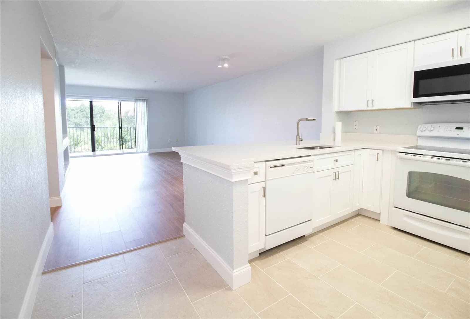 14036 FAIRWAY ISLAND DRIVE, Orlando, FL 32837 3