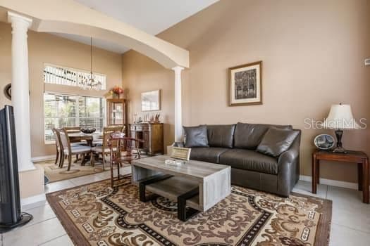1617 MAPLESTEAD 5