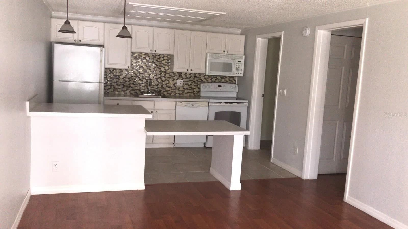 4073 MICHIGAN 5