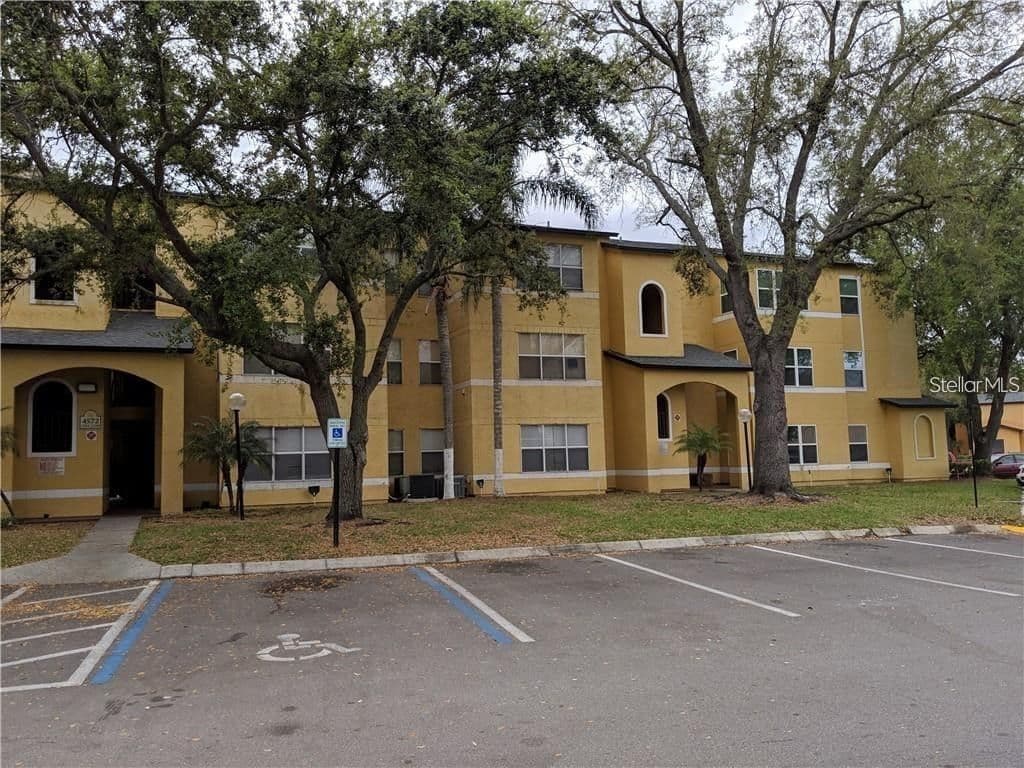 4572 COMMANDER, Orlando, FL 32822
