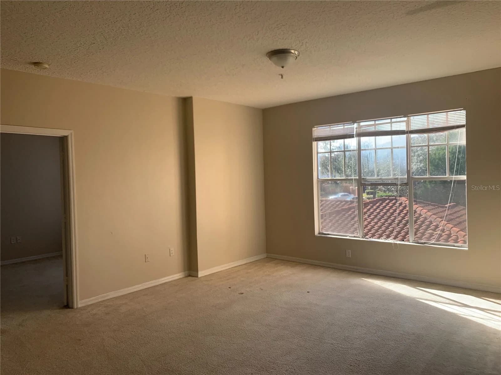 5578 METROWEST 4